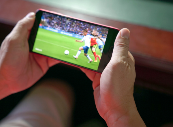5 aplicativos para assistir futebol no celular de graça